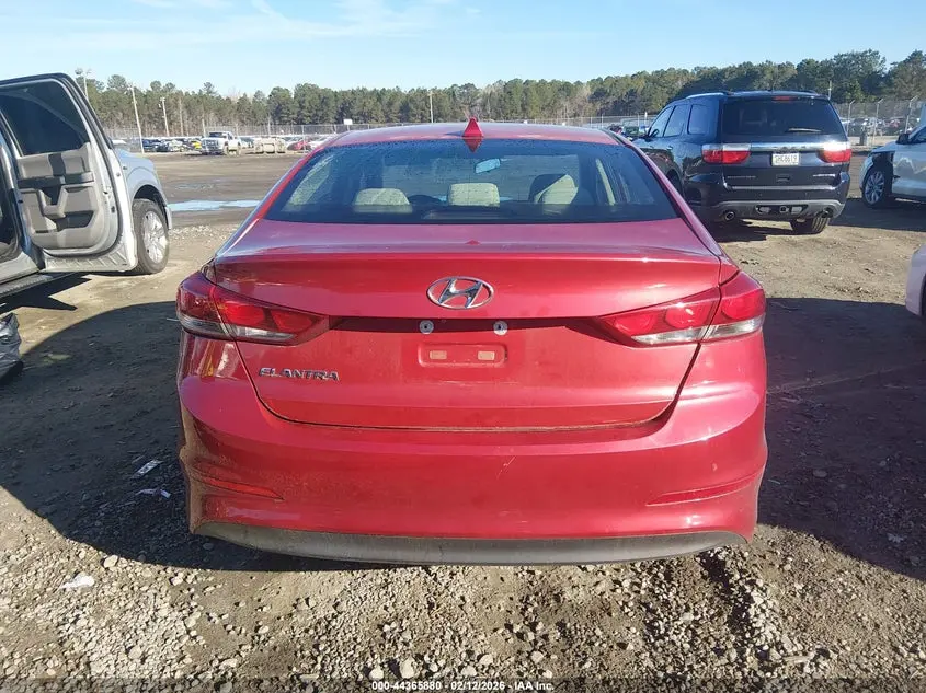 2017 HYUNDAI ELANTRA SE