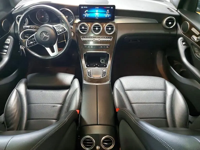 2021 MERCEDES-BENZ GLC 300 4MATIC  