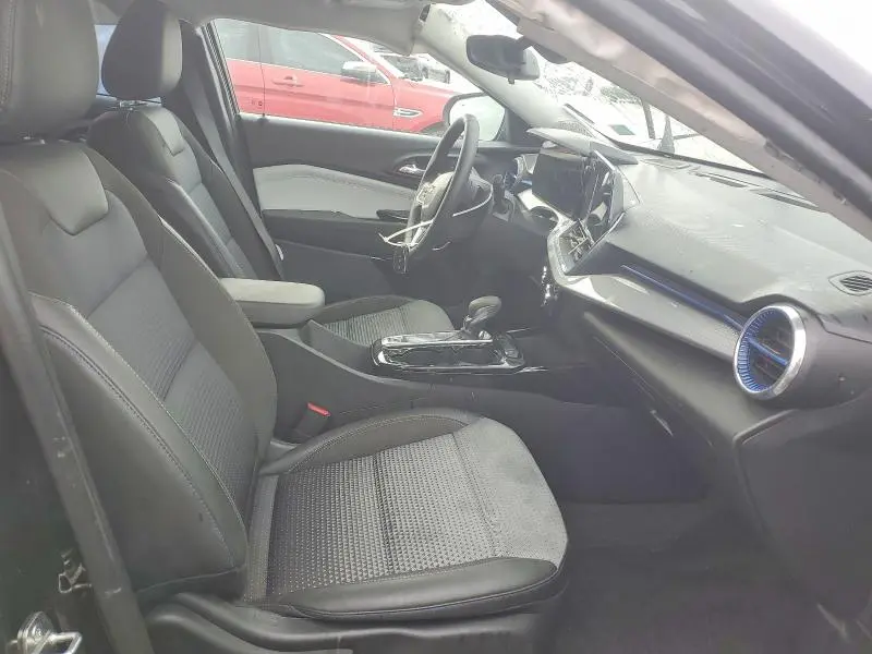 2024 CHEVROLET TRAX 1LT  