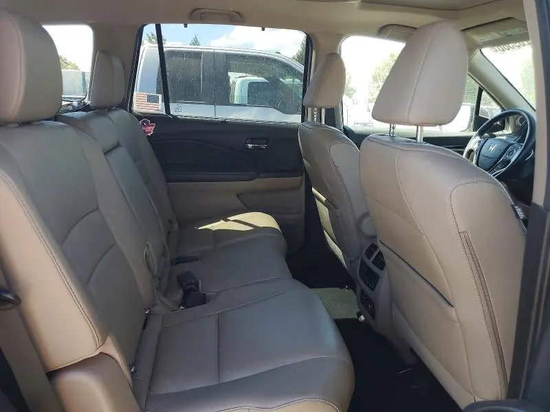 2016 HONDA PILOT TOURING  