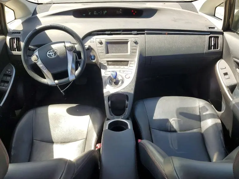 2013 TOYOTA PRIUS PERSONA SERIES SE  