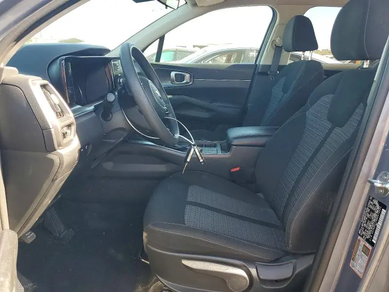 2021 KIA SORENTO LX  