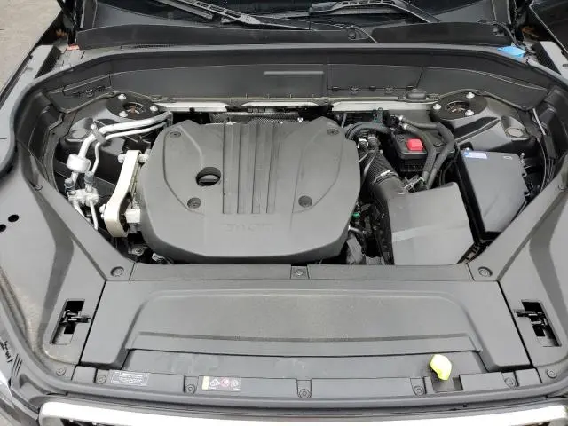2023 VOLVO XC90 CORE  