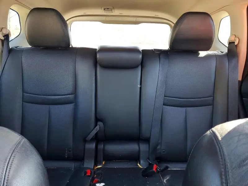 2015 NISSAN ROGUE S  
