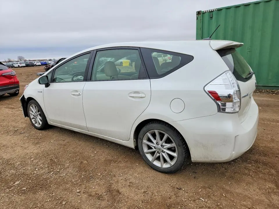 2013 TOYOTA PRIUS V FIVE  
