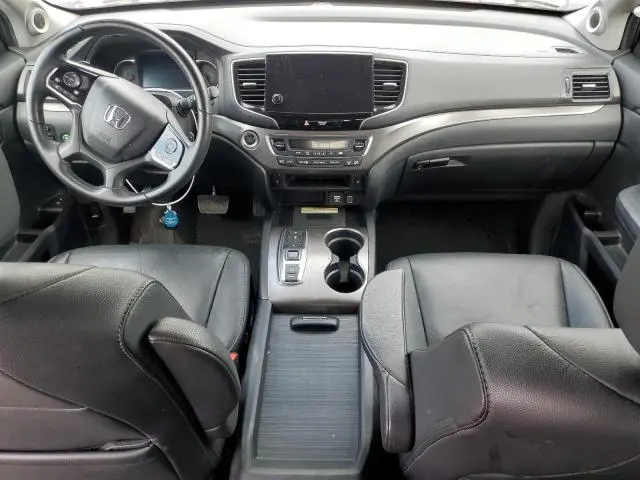 2021 HONDA PILOT SE  