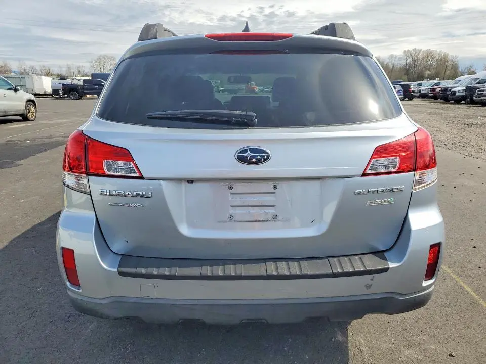 2013 SUBARU OUTBACK 2.5I LIMITED  