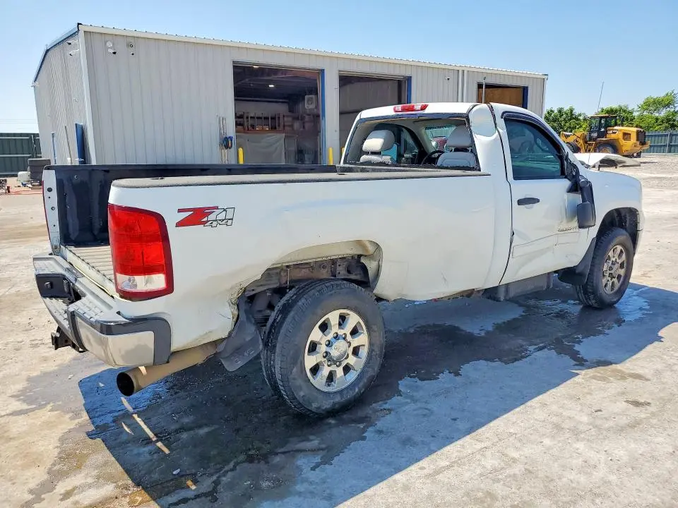 2013 GMC SIERRA K2500 SLE  