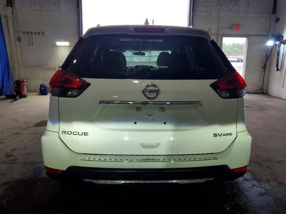2017 NISSAN ROGUE SV  