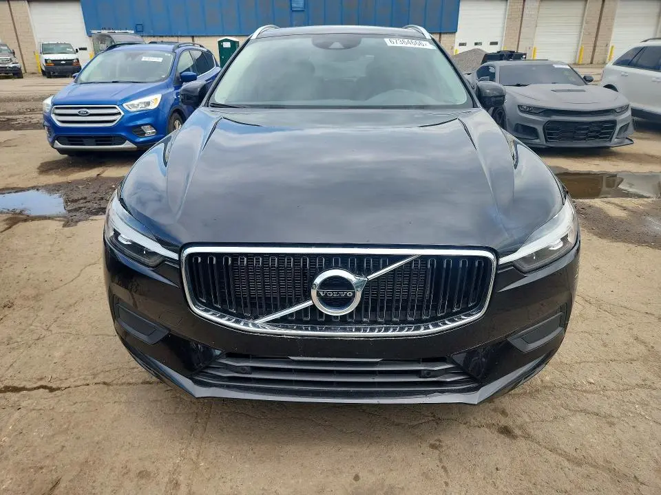2021 VOLVO XC60 T5 MOMENTUM  
