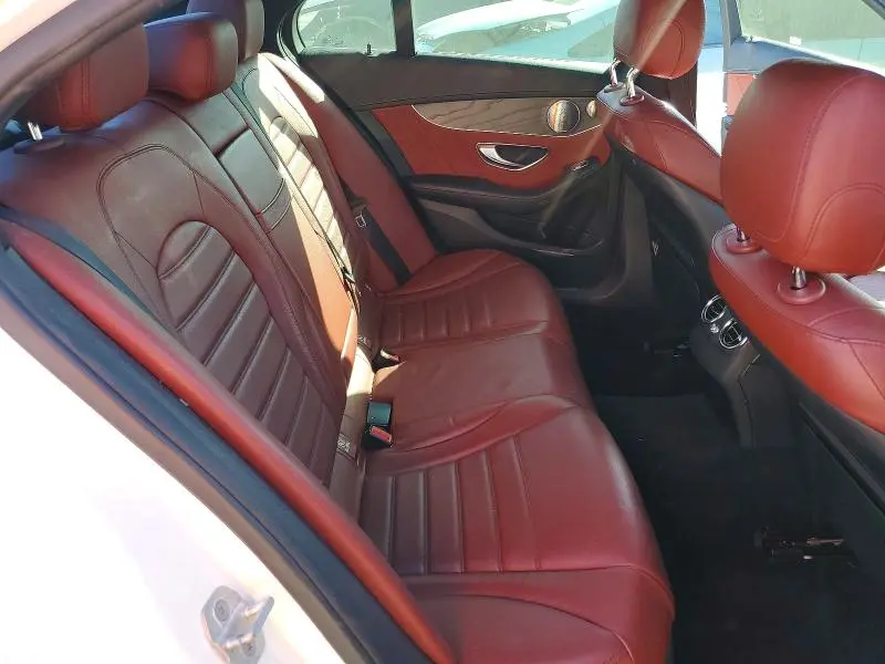 2016 MERCEDES-BENZ C 300  