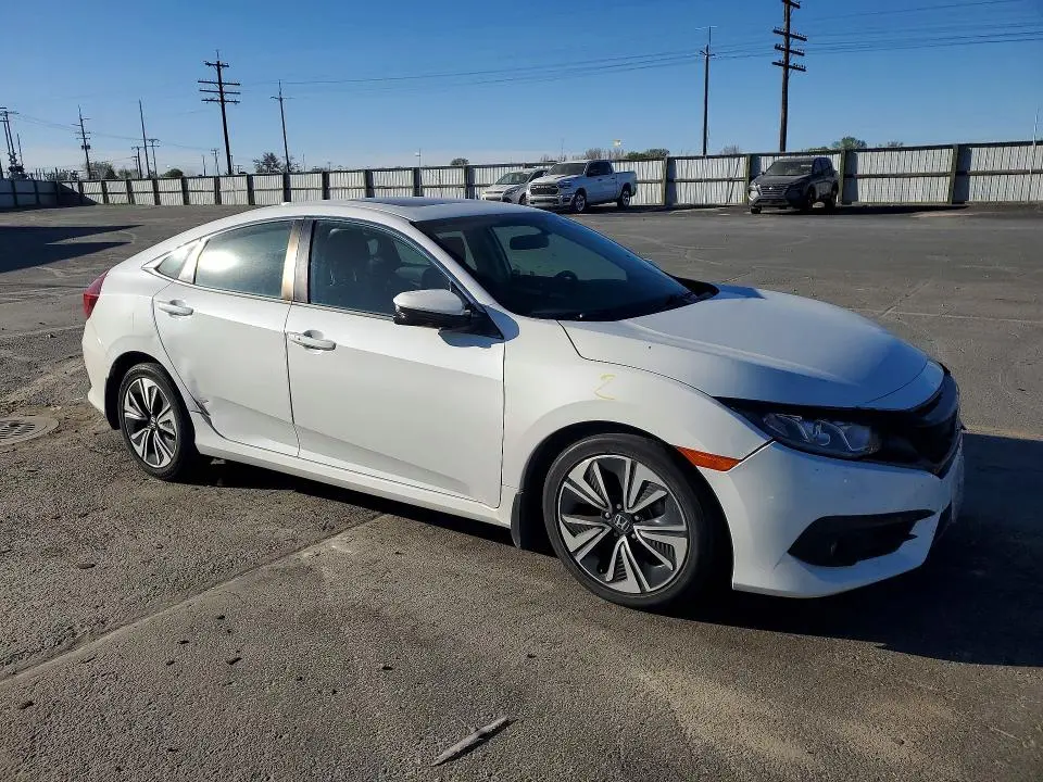 2017 HONDA CIVIC EX  