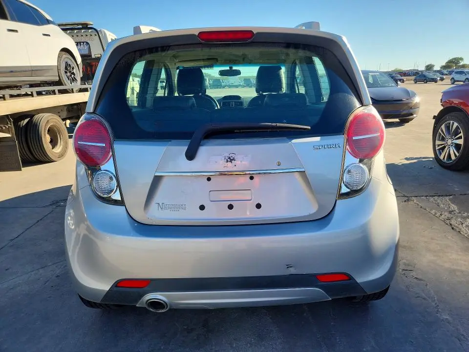 2015 CHEVROLET SPARK 2LT  