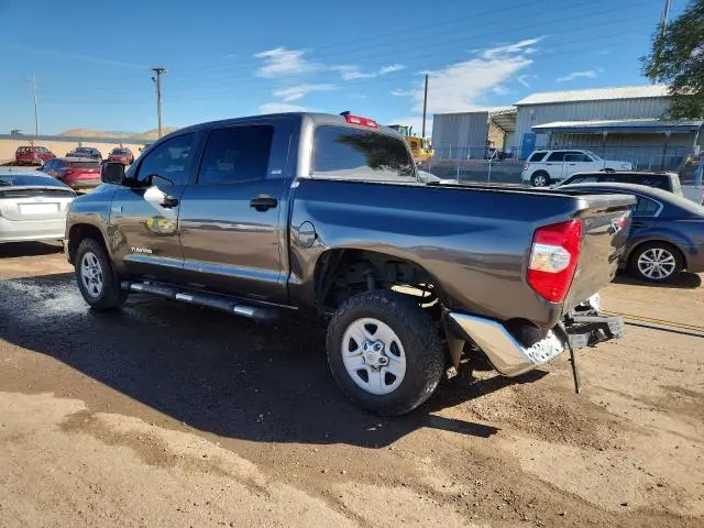 2020 TOYOTA TUNDRA CREWMAX SR5  
