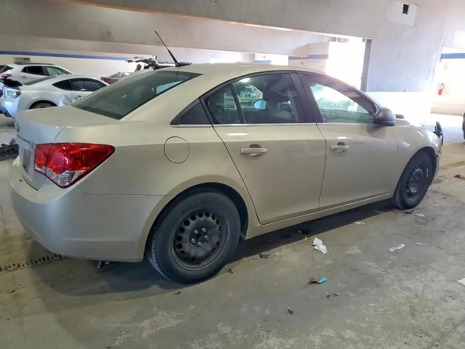 2012 CHEVROLET CRUZE LS  