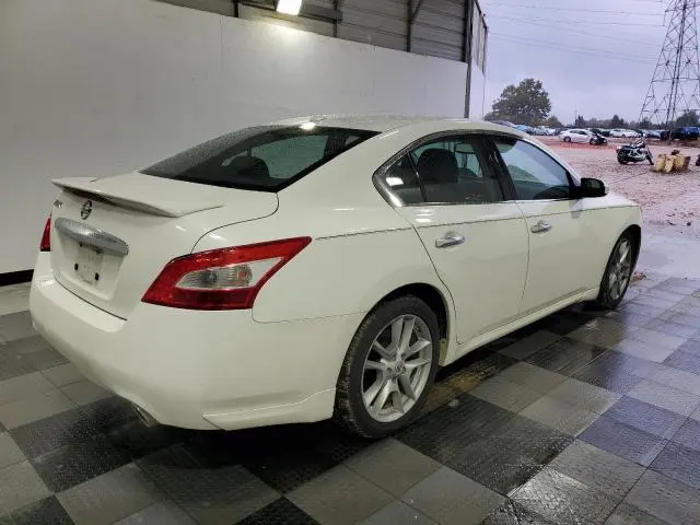 2011 NISSAN MAXIMA S  