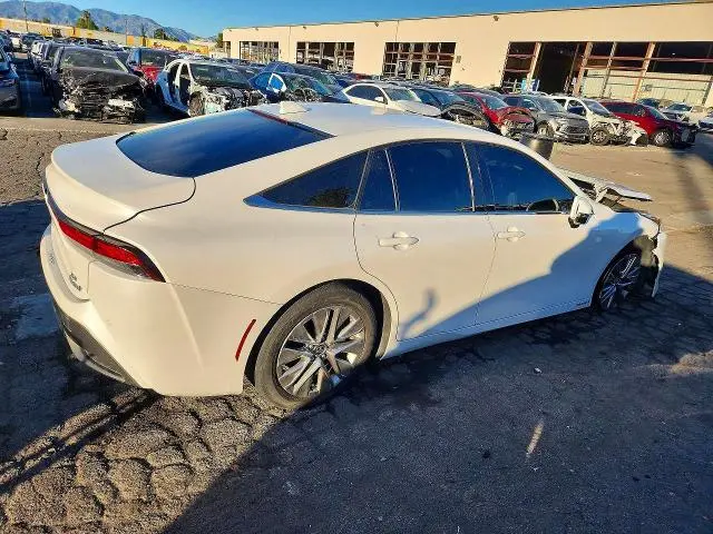 2023 TOYOTA MIRAI XLE  