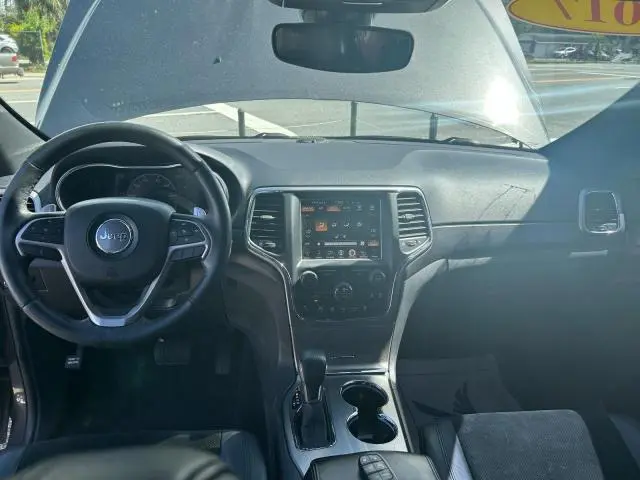 2017 JEEP GRAND CHEROKEE LAREDO  