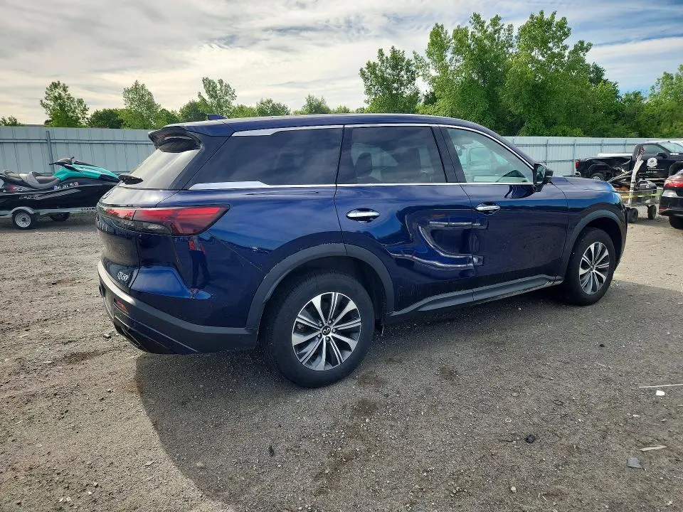 2024 INFINITI QX60 PURE  