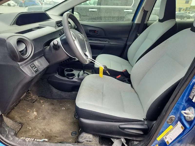 2016 TOYOTA PRIUS C ONE  