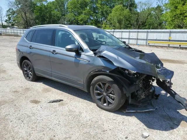 2022 VOLKSWAGEN TIGUAN SE  