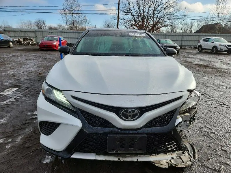 2019 TOYOTA CAMRY XSE  
