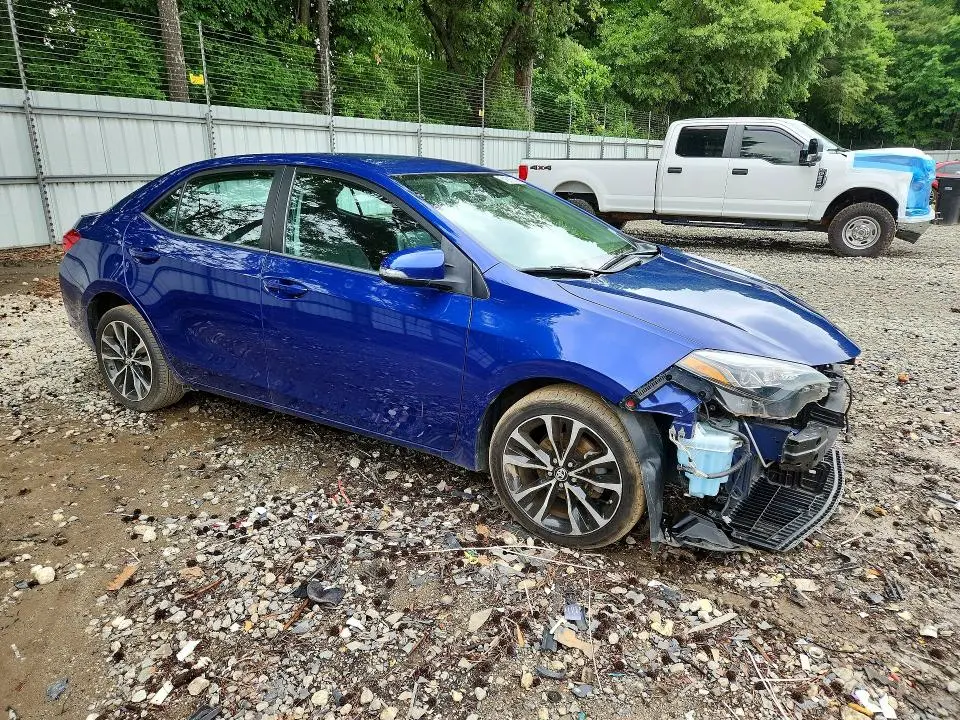 2019 TOYOTA COROLLA SE  