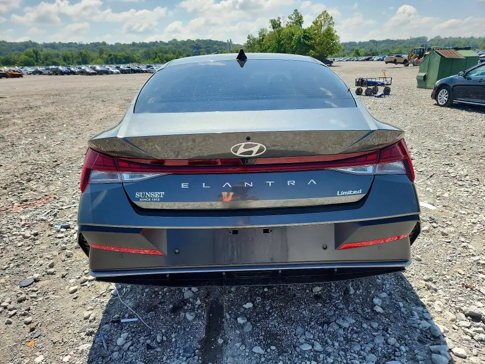 2024 HYUNDAI ELANTRA LIMITED  