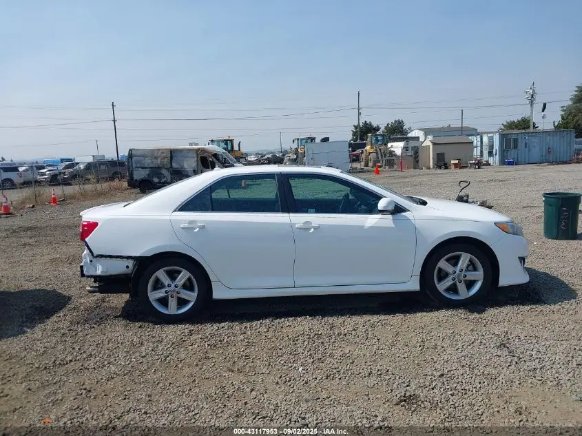 2012 TOYOTA CAMRY SE