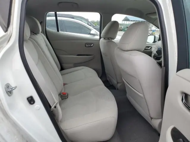 2015 NISSAN LEAF S  