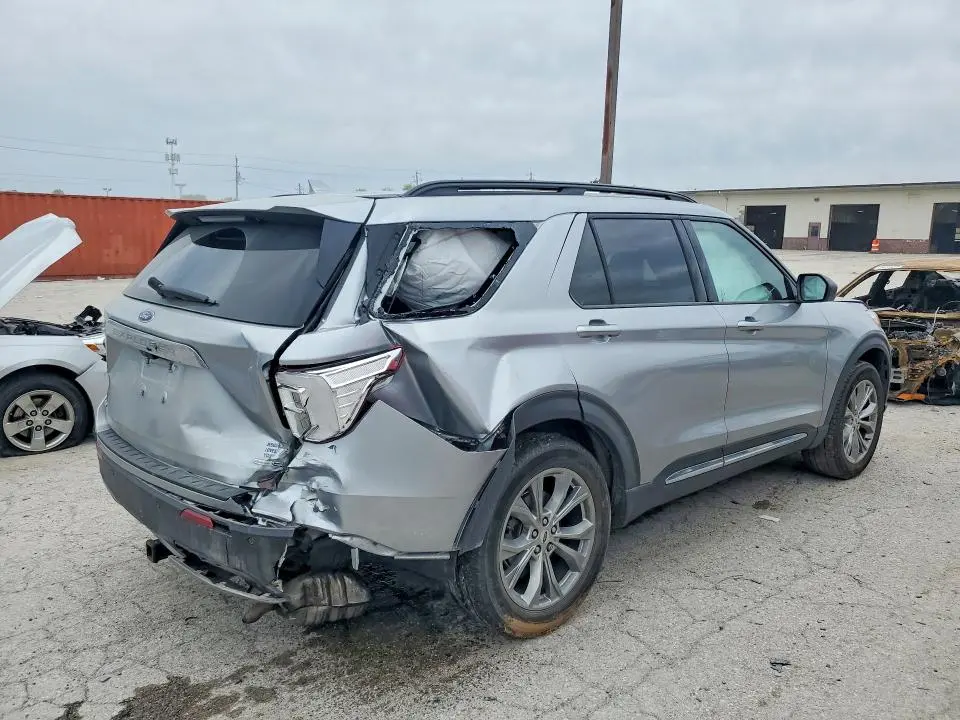 2020 FORD EXPLORER XLT  