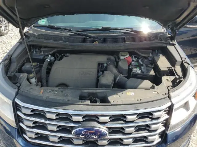 2017 FORD EXPLORER XLT  