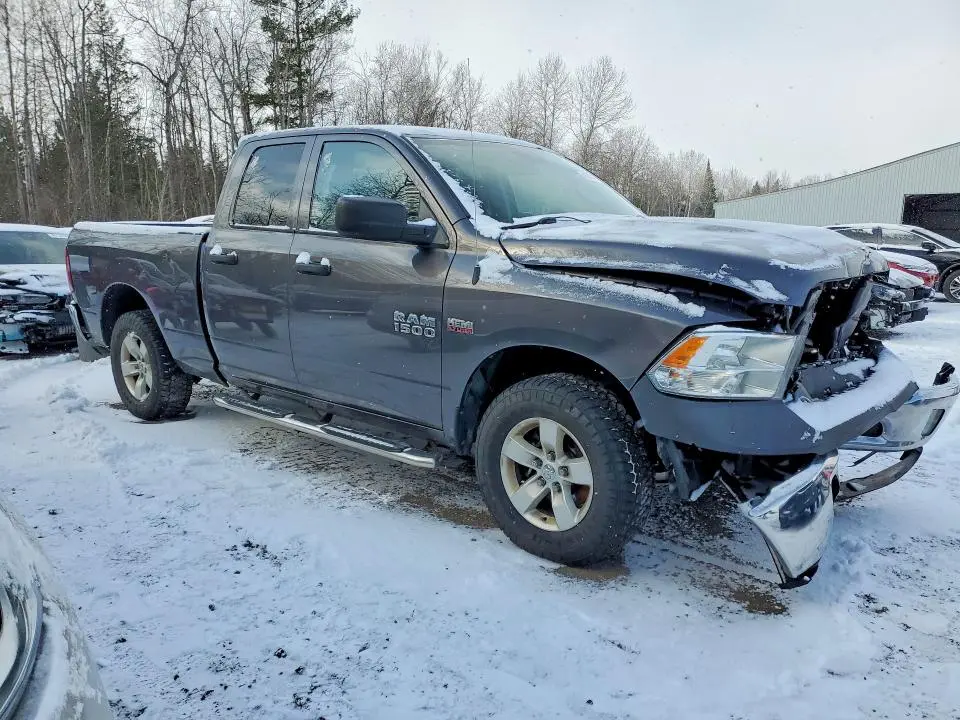 2016 RAM 1500 ST  