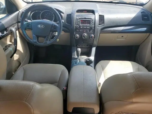 2011 KIA SORENTO BASE