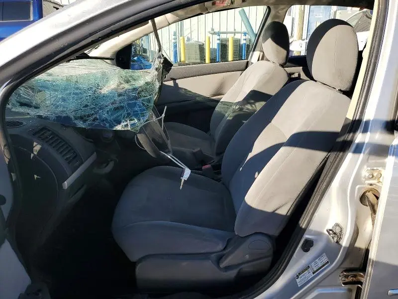 2010 NISSAN SENTRA 2.0  