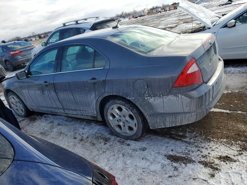 2011 FORD FUSION SE  