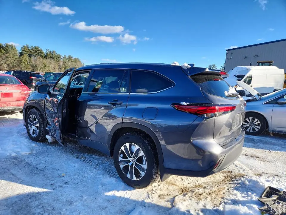2023 TOYOTA HIGHLANDER L  