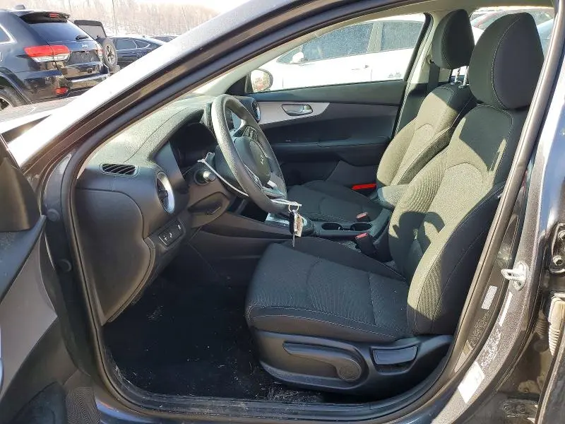 2024 KIA FORTE LX  