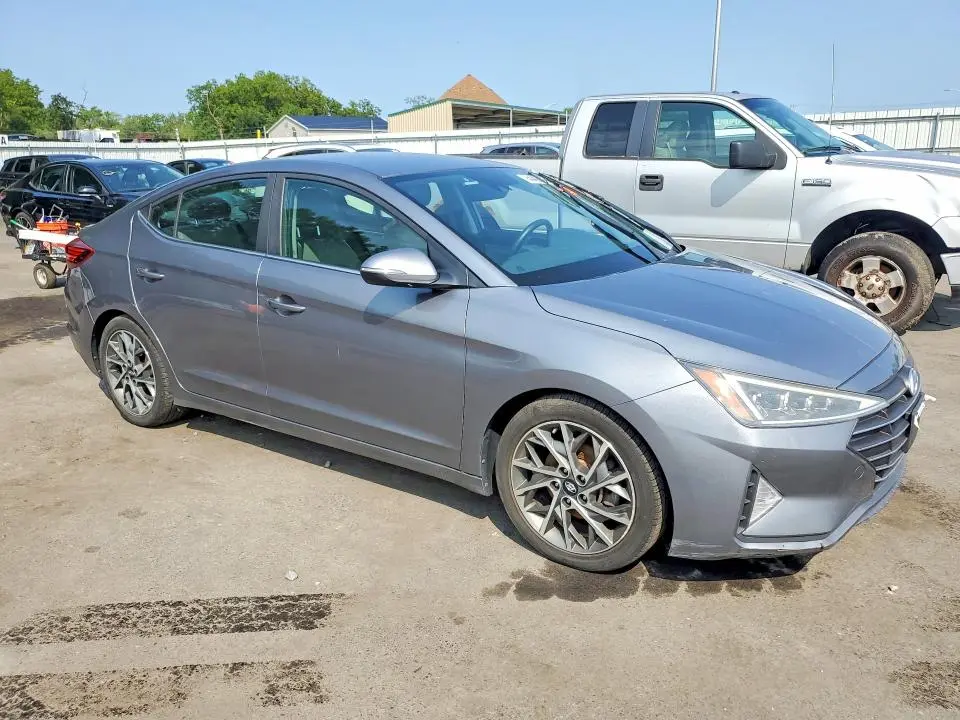 2019 HYUNDAI ELANTRA LIMITED  