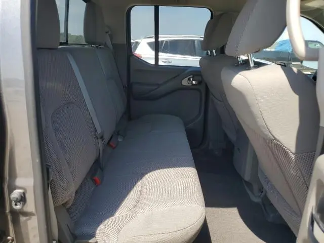 2016 NISSAN FRONTIER S  
