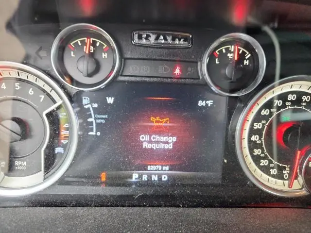 2016 RAM 1500 SLT