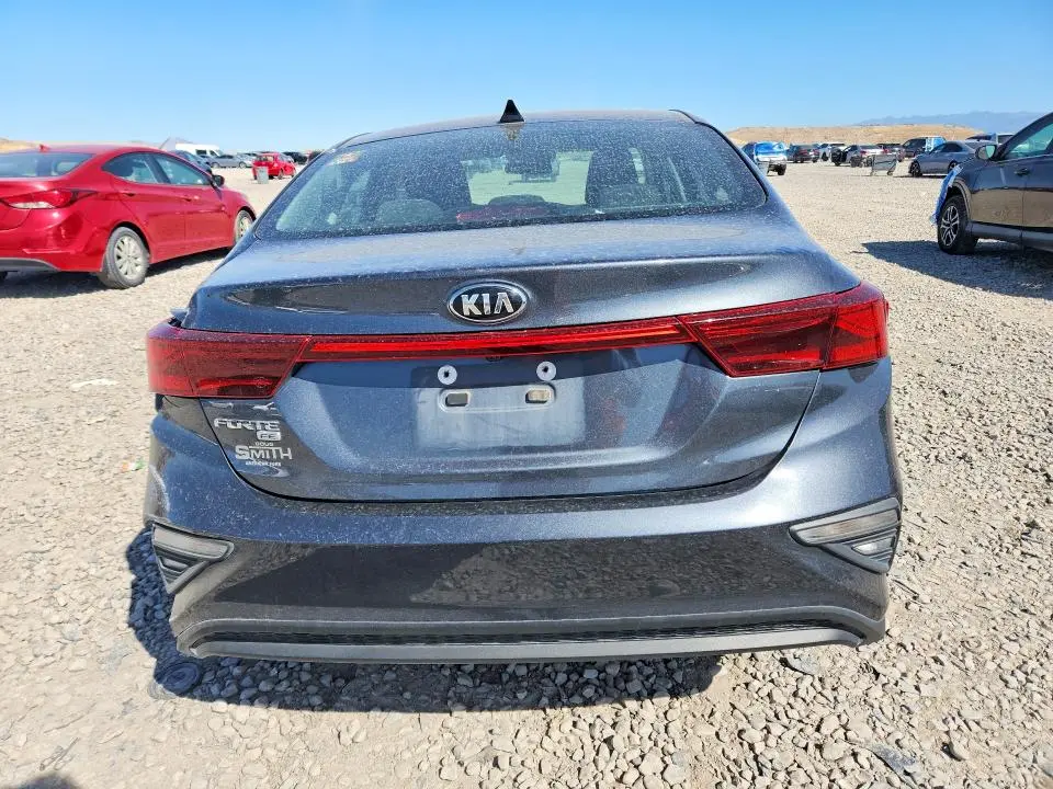 2021 KIA FORTE FE  