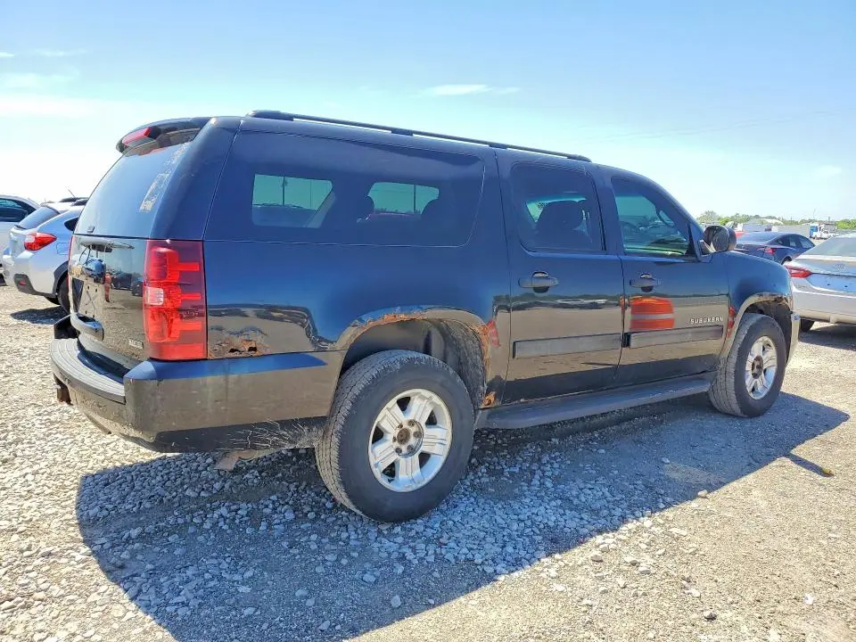 2010 CHEVROLET SUBURBAN K1500 LS  