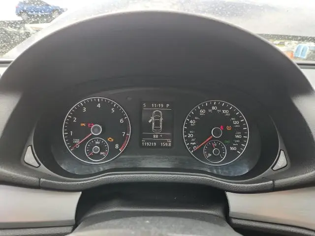 2013 VOLKSWAGEN PASSAT SE  