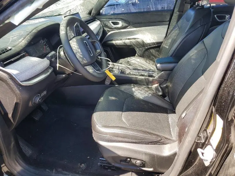 2023 JEEP COMPASS LATITUDE LUX  