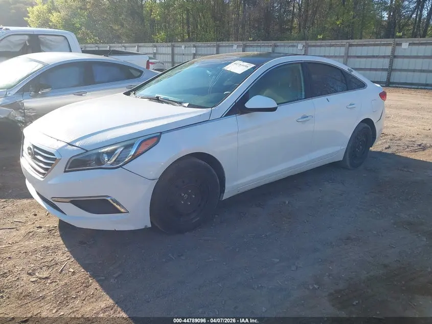 2016 HYUNDAI SONATA SE