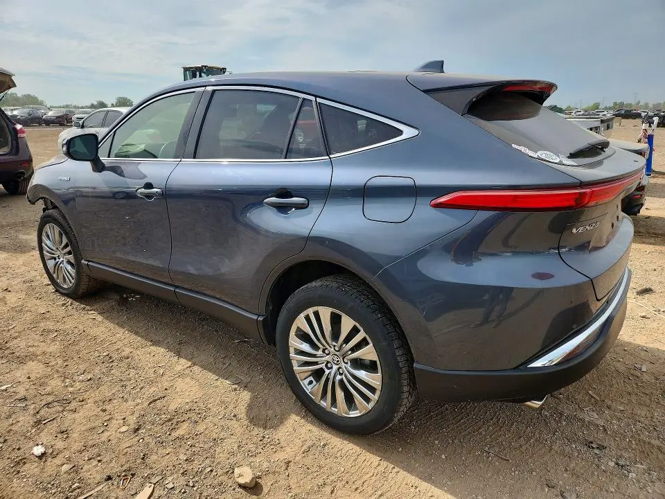 2021 TOYOTA VENZA LIMITED  