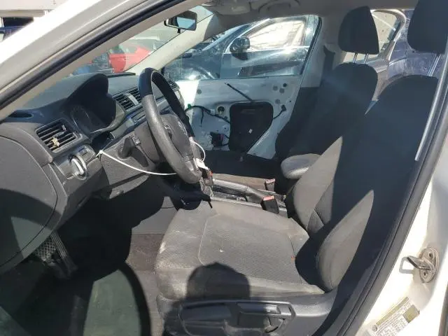 2015 VOLKSWAGEN PASSAT S  