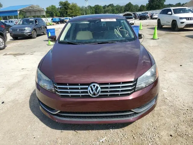 2013 VOLKSWAGEN PASSAT SE  