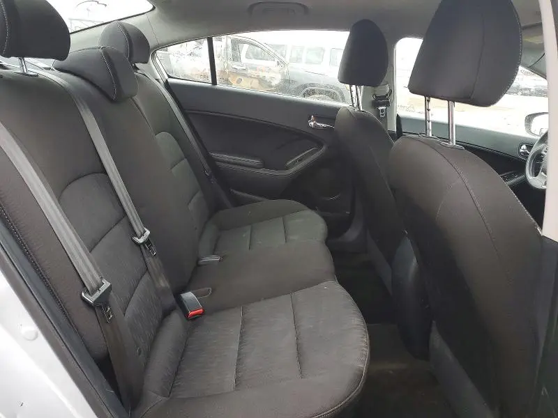 2016 KIA FORTE LX  